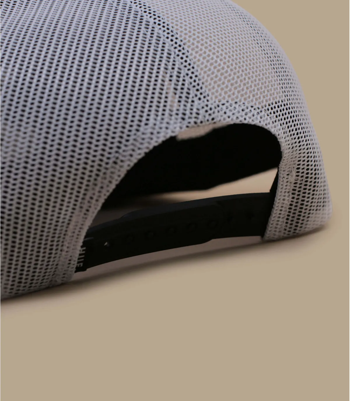 Cappello snapback nero con coniglioCappellini Bad Hare Trucker black     