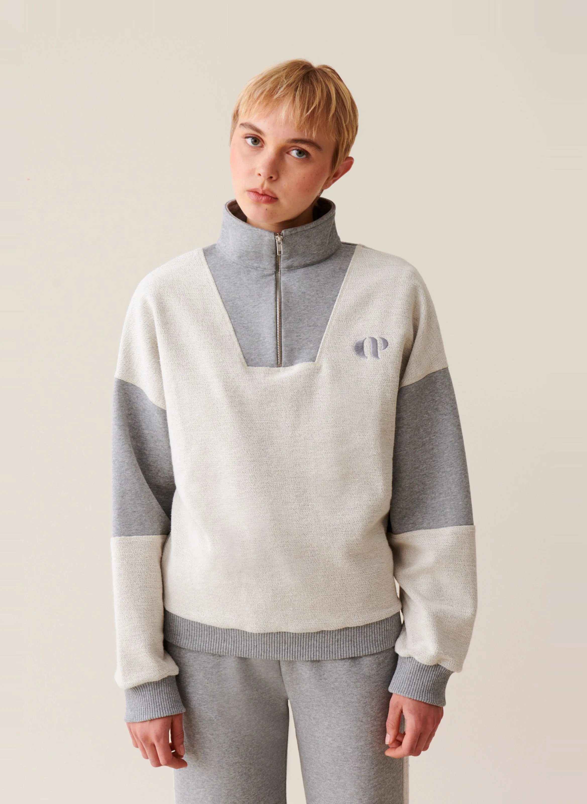  CLAUDIE PIERLOT   Felpa in cotone a collo alto con zip | Grigio