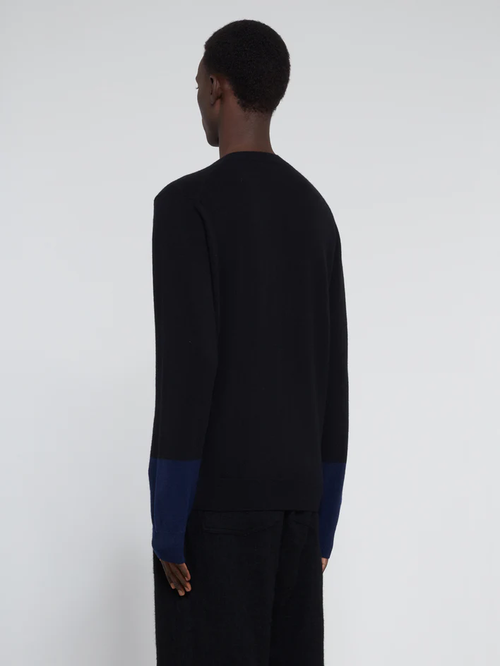 COMME DES GARÇONS Men’s V-Neck Sweater