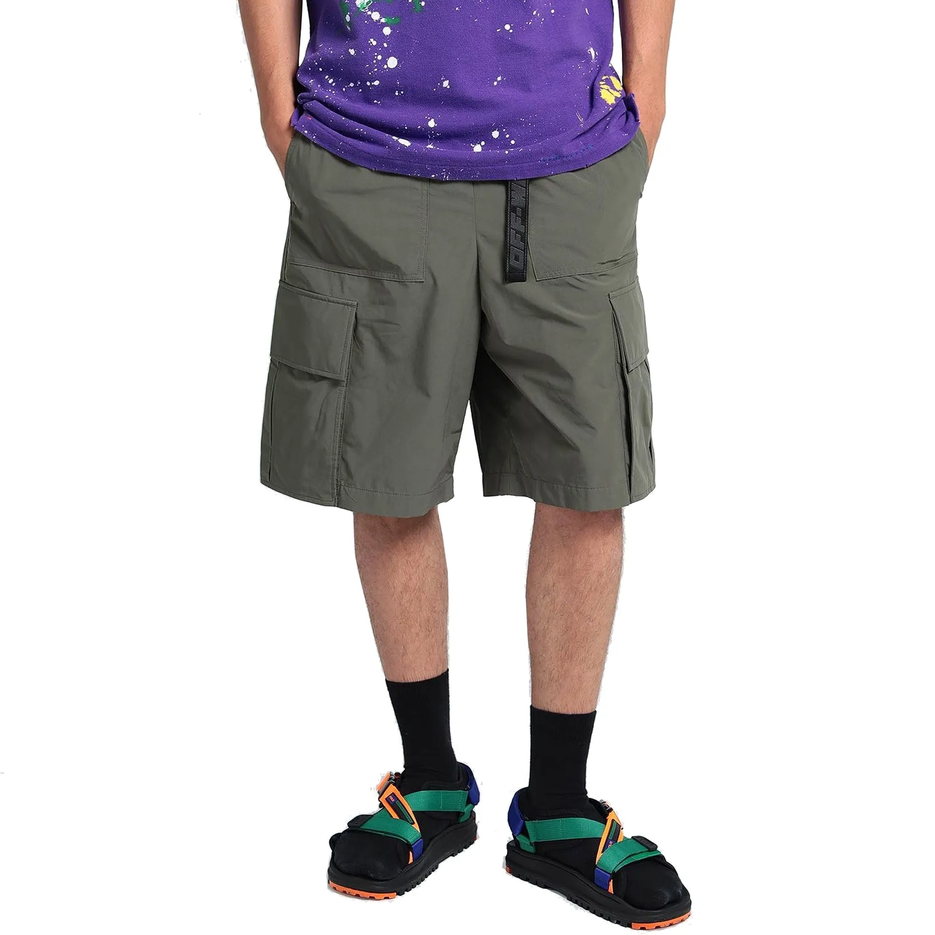 Off bianchi al largo di Bermuda bianchi Shorts