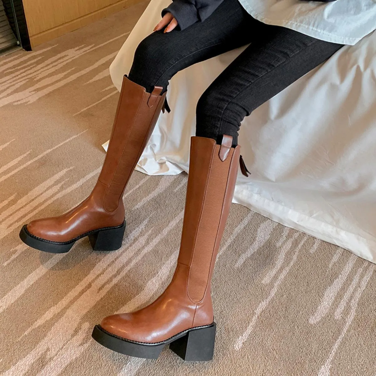 Stivali classici da donna di marca stivali alti al ginocchio in vera pelle tacchi spessi piattaforme scarpe donna 2023 autunno i